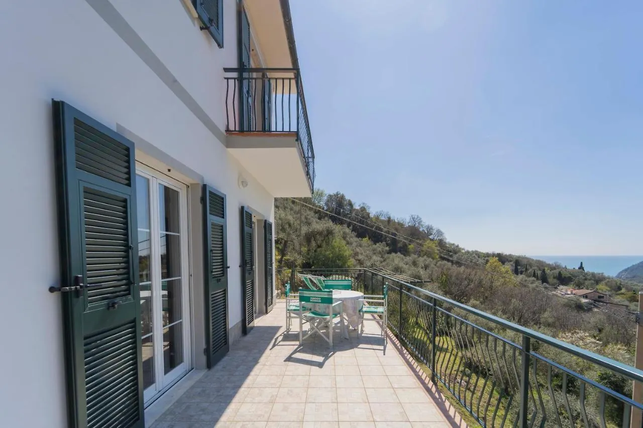 Appartamento Portico Moneglia Italia