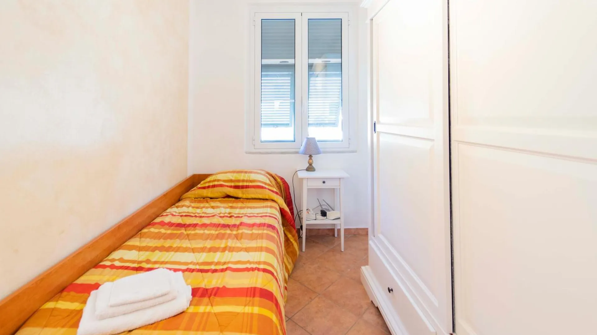 Appartamento Portico Moneglia 0*,  Italia