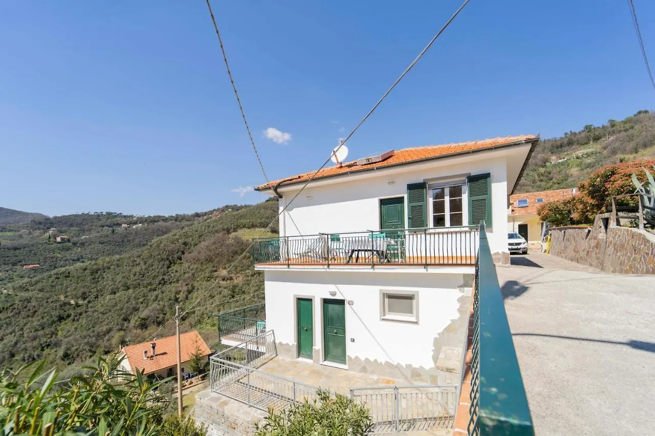 Portico Apartment Moneglia Italy