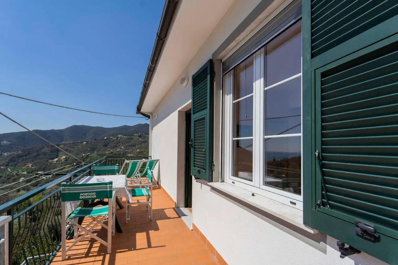 Portico Apartment Moneglia Italy