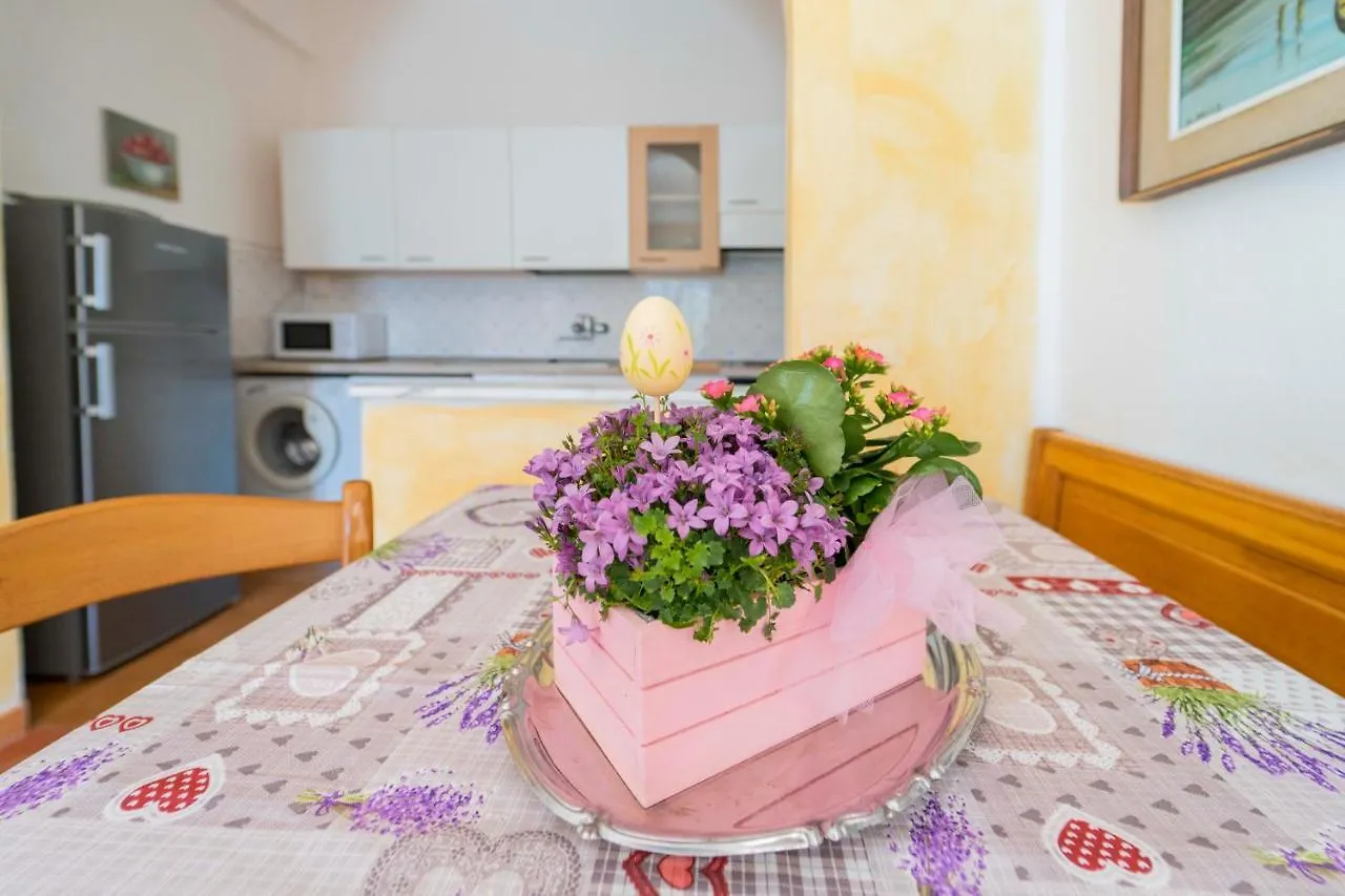 Portico Apartment Moneglia