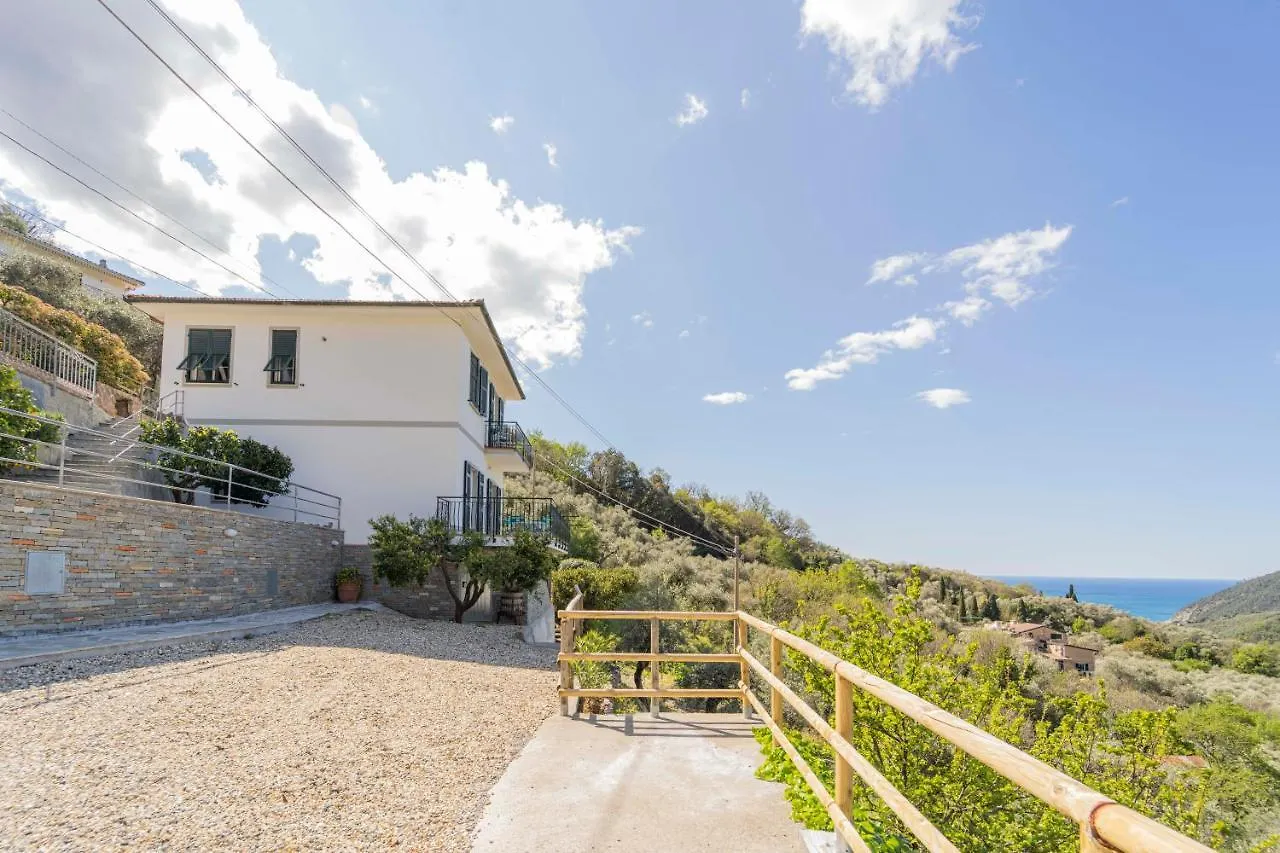 Portico Apartment Moneglia Italy